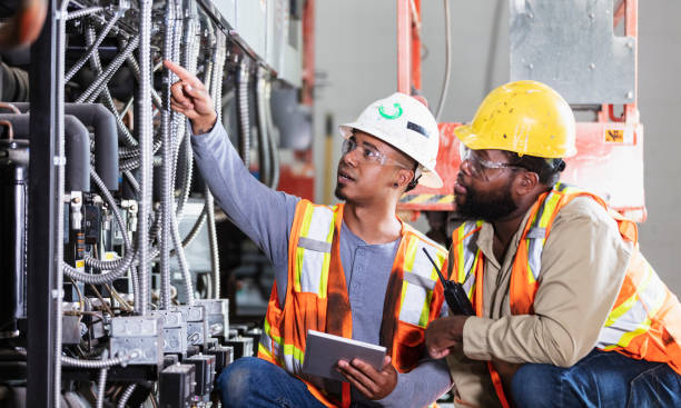  Cool Valley, MO Electrician Pros